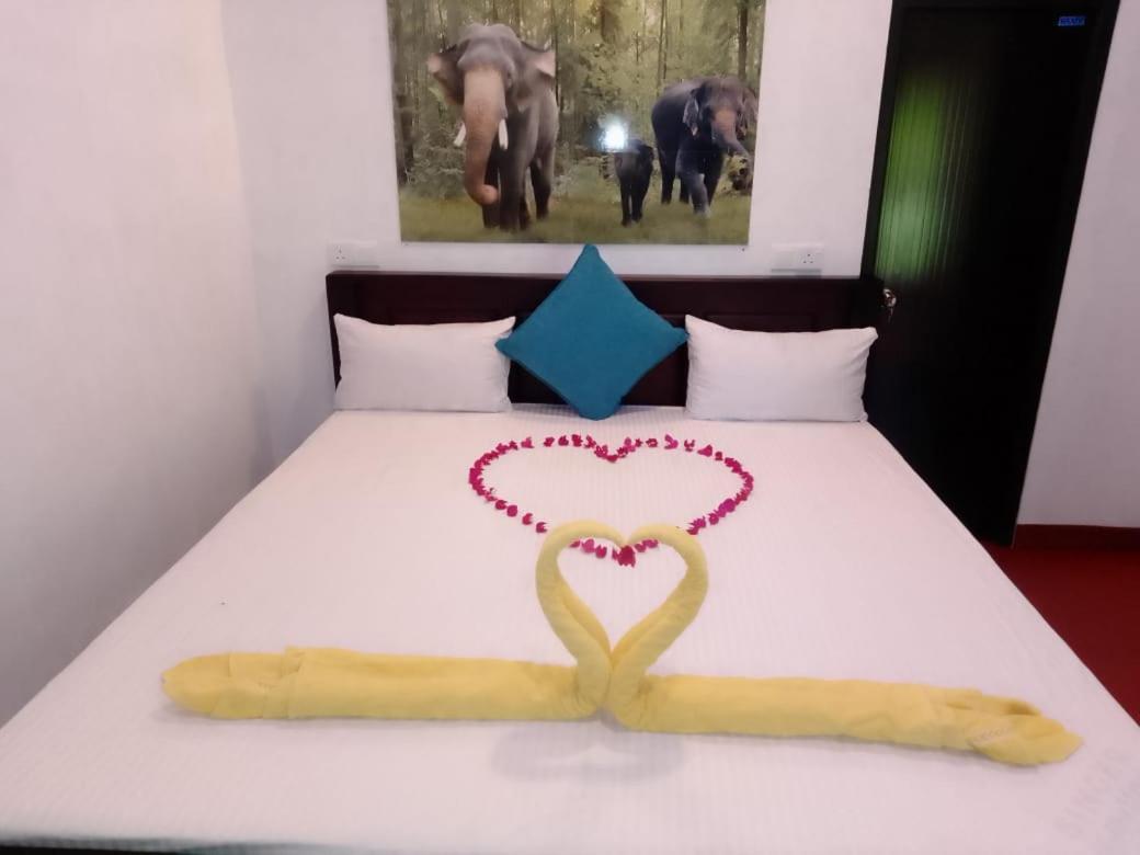 Soma Cabana, Homestay & Restaurant タンガラ エクステリア 写真